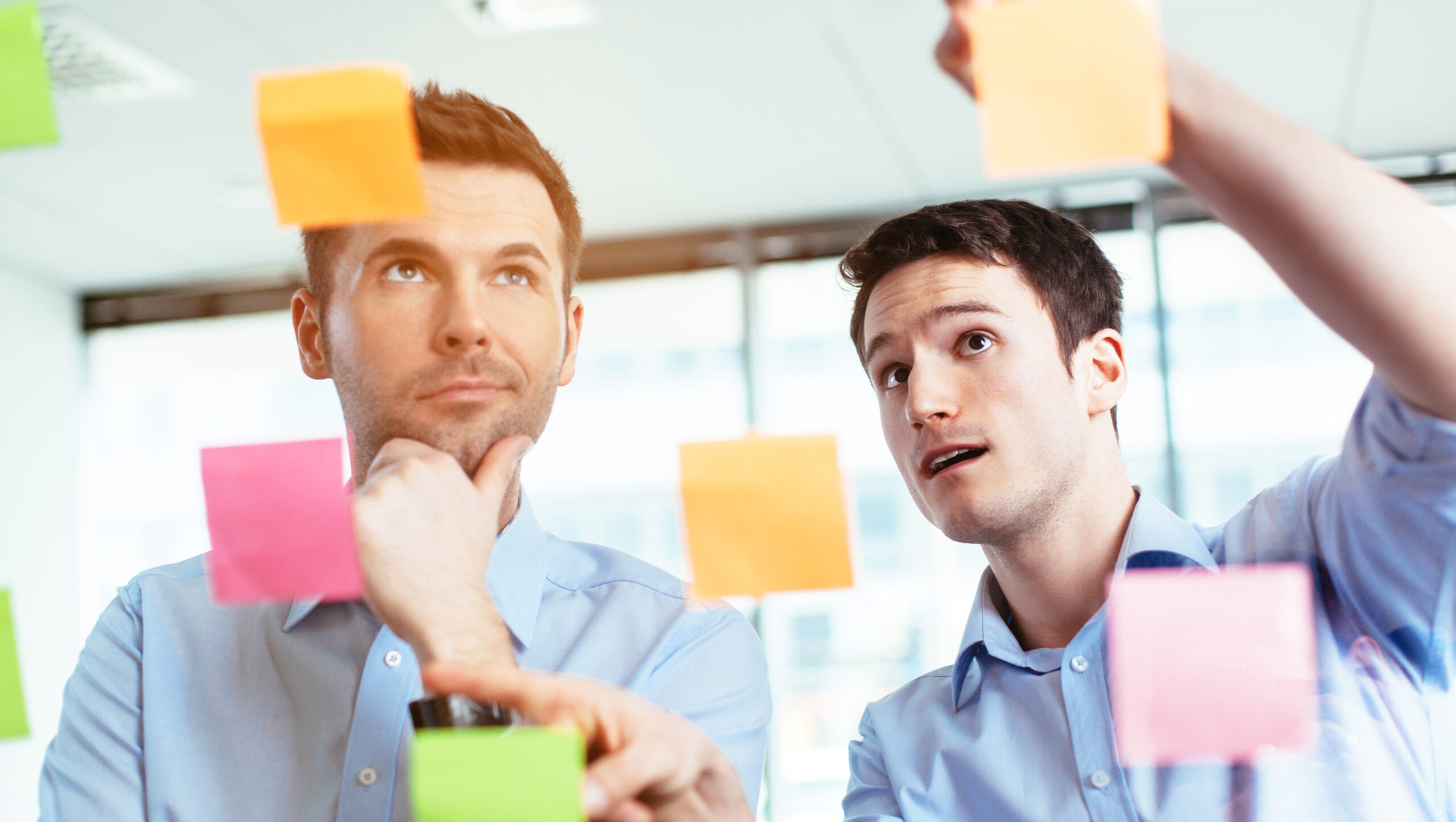 imgi_59_comunicacion-corporativa-5-pasos-clave-para-idear-tu-estrategia-scaled