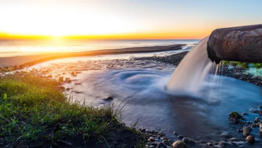 Contaminación del agua: causas y consecuencias que conlleva
