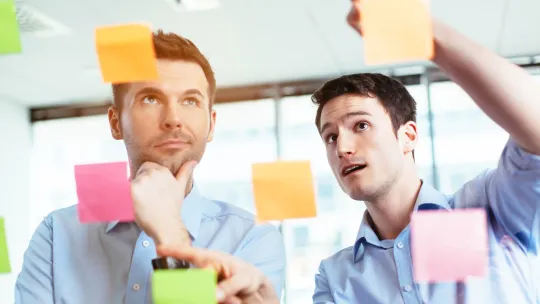 imgi_59_comunicacion-corporativa-5-pasos-clave-para-idear-tu-estrategia-scaled