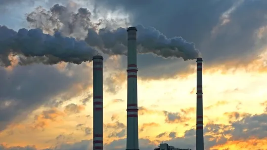 Ejemplos de políticas ambientales aprobadas en España