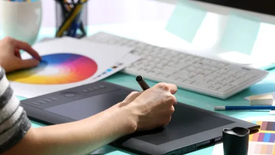 cobra-disenador-grafico-espana-829-0