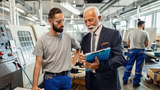 ingeniería de organización industrial salidas