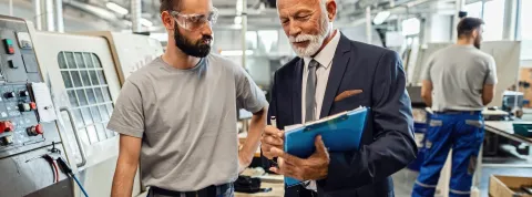 ingeniería de organización industrial salidas