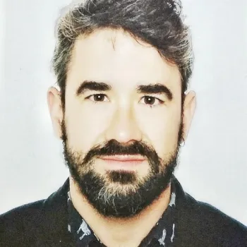 Dr. Manuel Pérez Álvarez