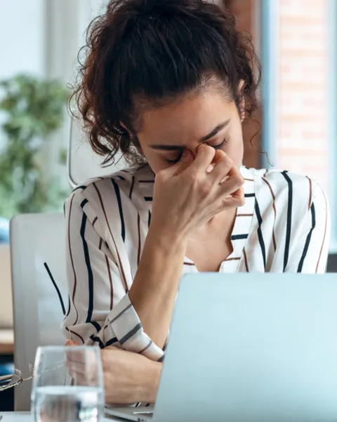 ¿Qué es una baja por estrés laboral? ¿Cómo puedo pedirla?