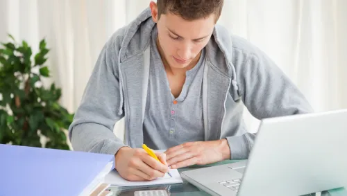imgi_60_7-tips-para-estudiar-desde-casa-con-exito.jpeg